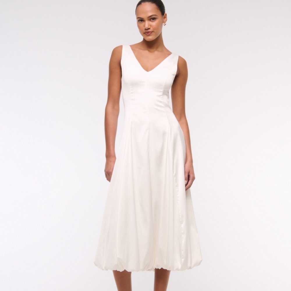 Abercrombie | Plunge Bubble Hem Midi Dress